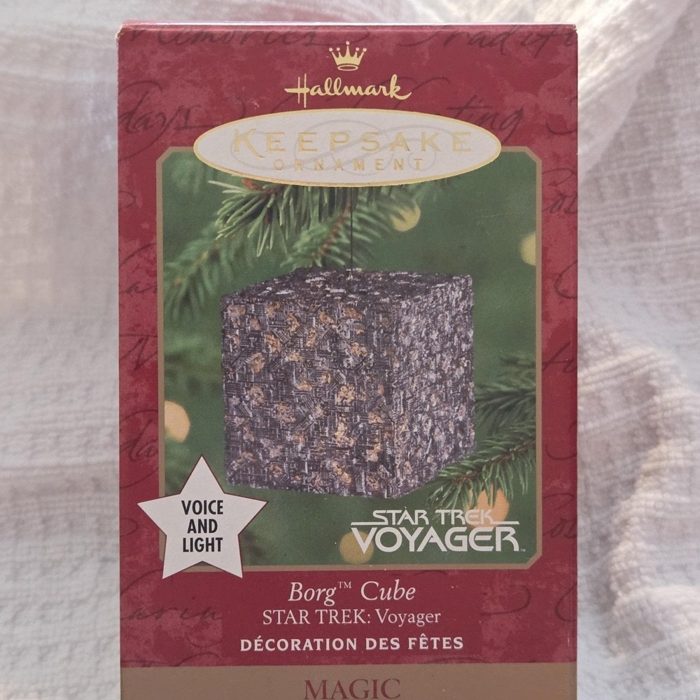 Hallmark Keepsake Star Trek Voyager Borg Cube Ornament 2000 Voice and Light NEW